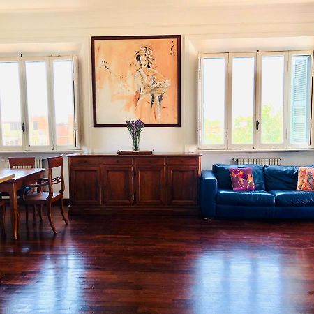 リド・ディ・オスティアPenthouse Sea Viewアパートメント エクステリア 写真