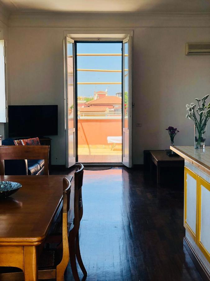 リド・ディ・オスティアPenthouse Sea Viewアパートメント エクステリア 写真